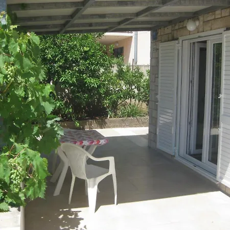 Apartments Marinko Stari Grad  Exterior photo