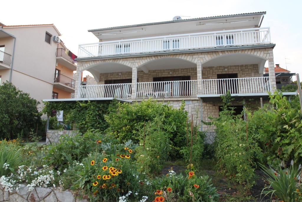 Apartment Marinko *