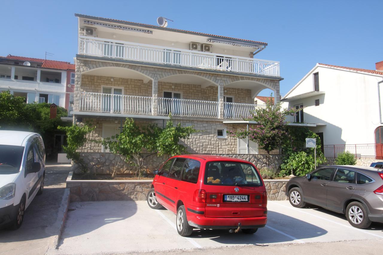 Apartment Marinko *