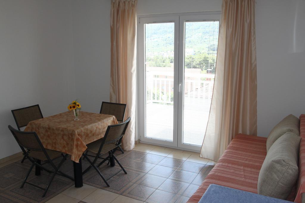 Marinko * Stari Grad (Hvar)